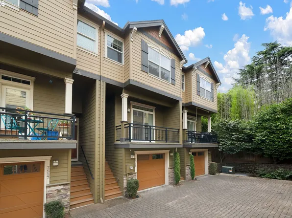 7515 SW Capitol Hwy, Portland, OR 97219