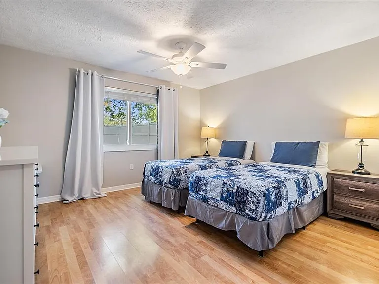 1 Fernery Ln — Photo 26