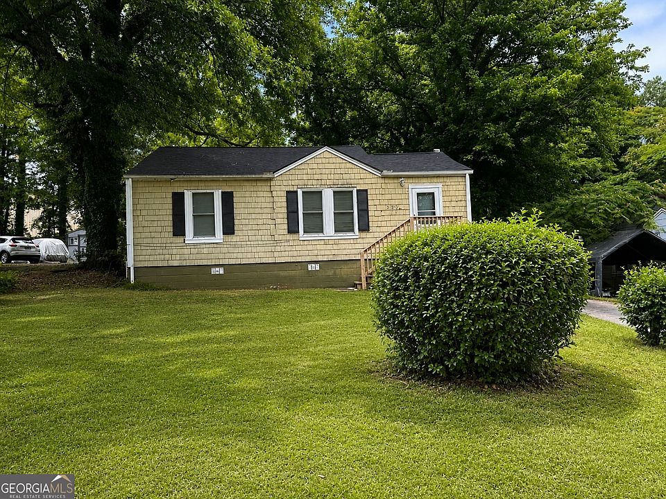 1st image of 2173 Castlewood St