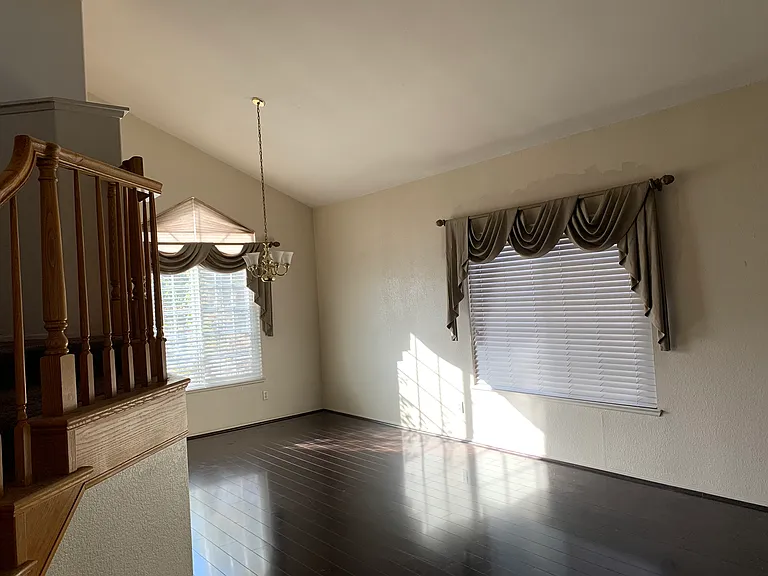 5057 Trojan Ct — Photo 17