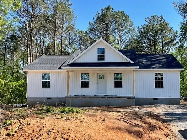 1953 McEntire Cir, Chatsworth, GA 30705