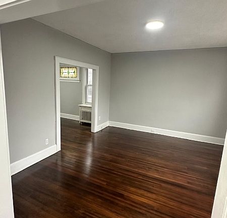 4th image of 1359 Alina St #1