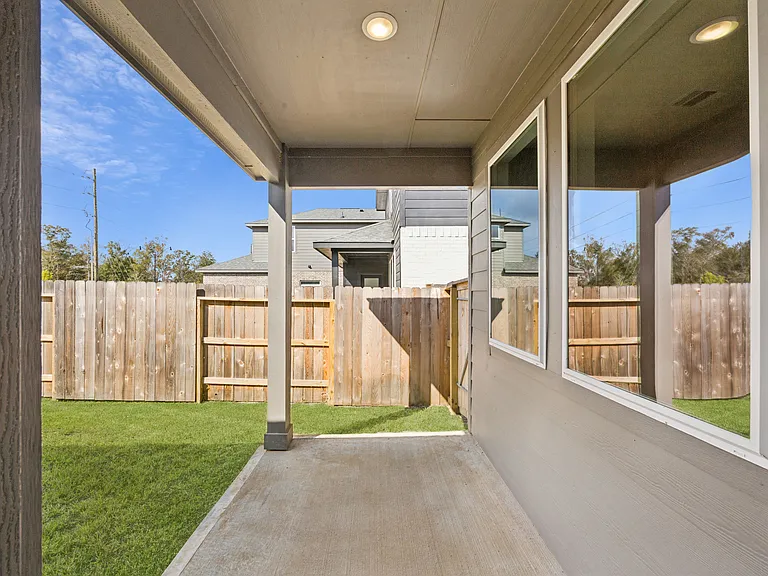 1120 Novelle Bend Dr — Photo 17
