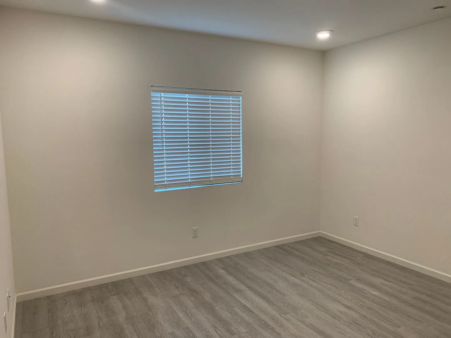 Charming One Bedroom & Bath & Kitchen ADU Located In The Heart Of Patterson, Ca! — Photo 3