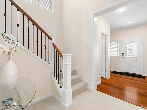 3rd image of 3931 134th Pl SE