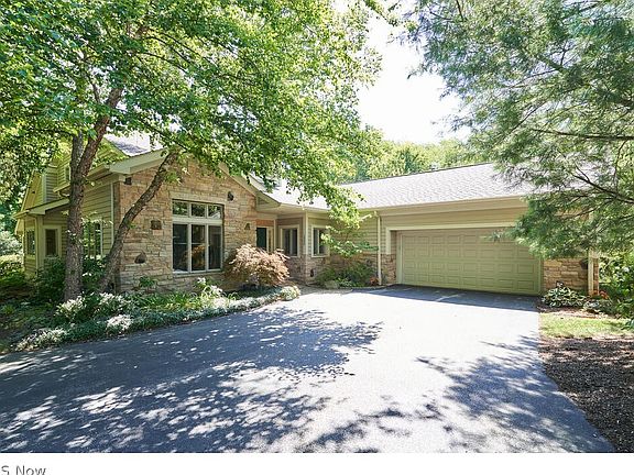 2nd image of 3522 Thistle Ct