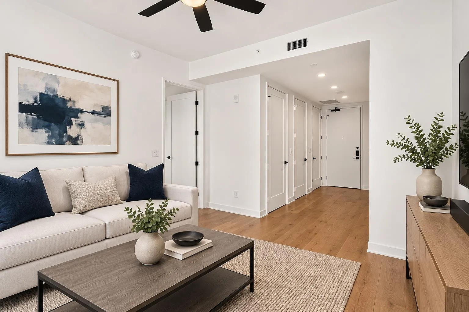 1 bed, 1.0 bath, 667 sqft, $2,800 — Photo 3