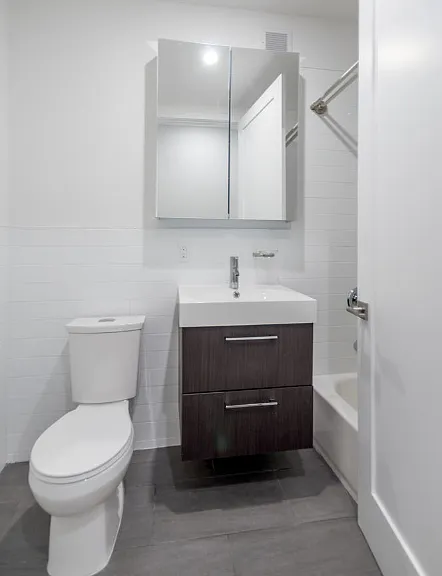 215 Ralph Ave #2R — Photo 6