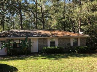 32 Woodland Ct, Daleville, AL 36322