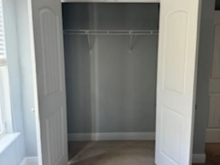 5717 SW 49th Ave — Photo 34