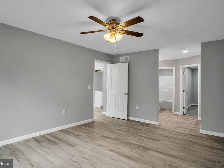 1500 Embassy Dr #A — Photo 15