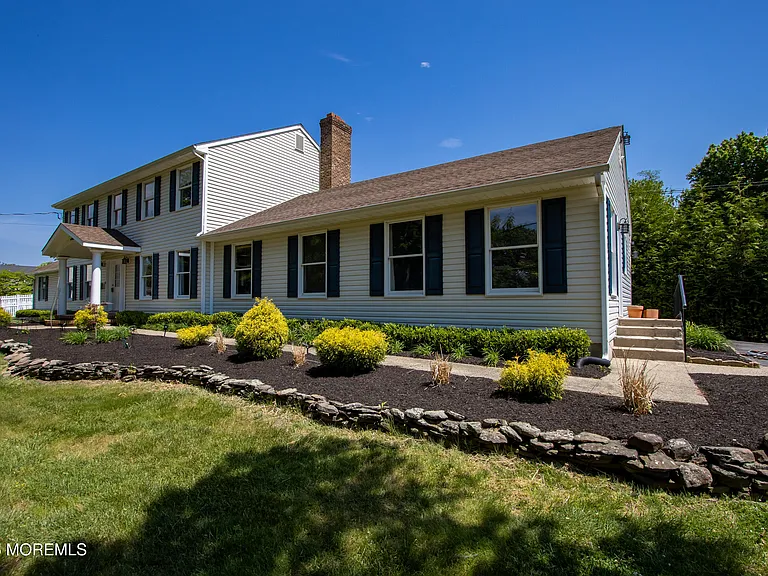 220 Branch Ave — Photo 10