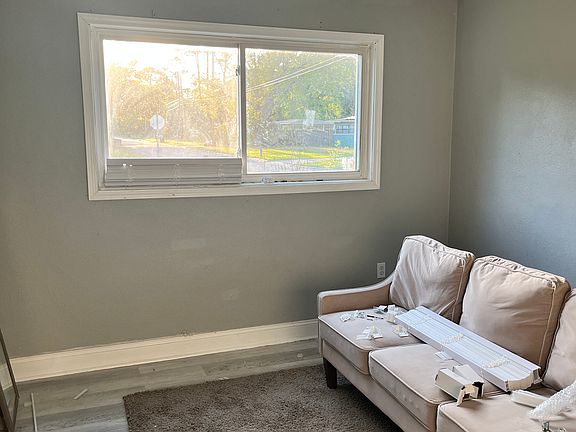 2nd image of 410 Fairfax Dr