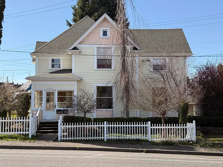 1447 Ellis St — Photo 2