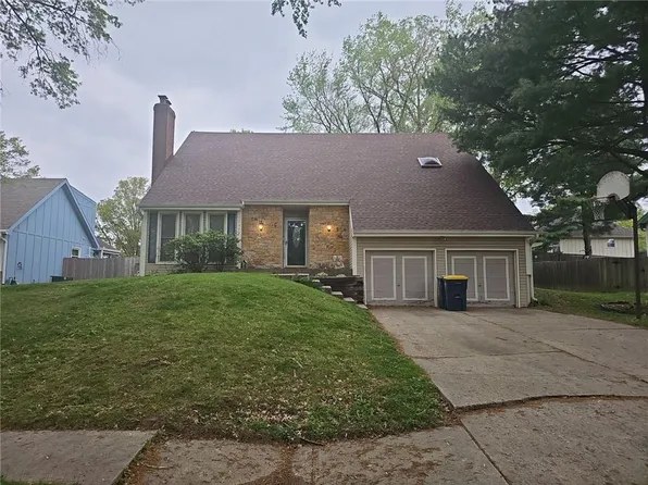 7320 N Lenox Ave, Kansas City, MO 64151