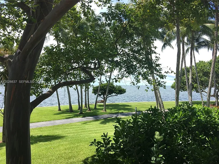2 Grove Isle Dr #B1706 — Photo 35