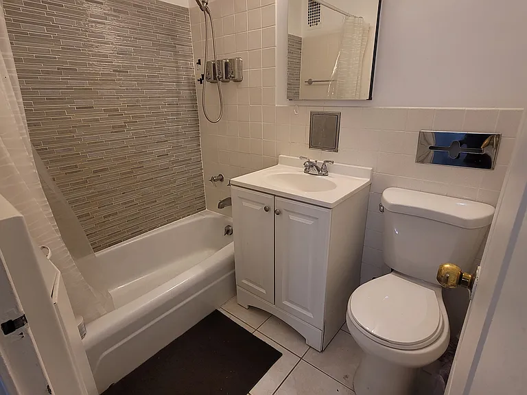201 Saint Pauls Ave #4G — Photo 11