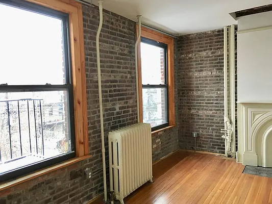 Rented by Brooklyn Real Estate Services | media 25