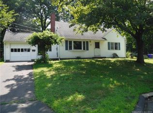 7 Parky Dr, Enfield, CT 06082