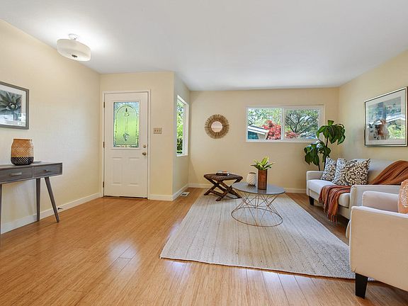 4th image of 63 Porteous Ave