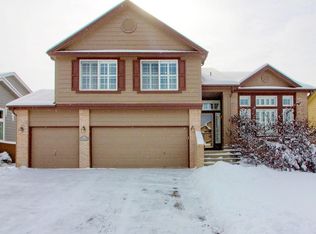 900 English Sparrow Trl, Highlands Ranch, CO 80129