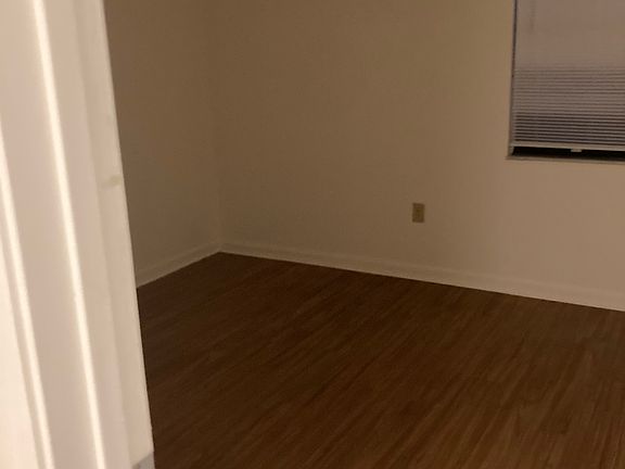 3rd image of 15 Veronese Ct