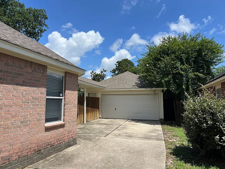 12727 Cooper Breaks Dr — Photo 2