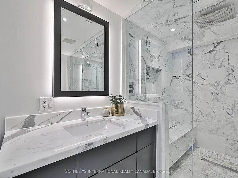 43 Hanna Ave #441 — Photo 33