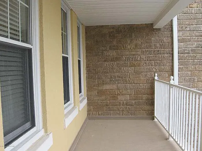 700 Ocean Ave #403 — Photo 6