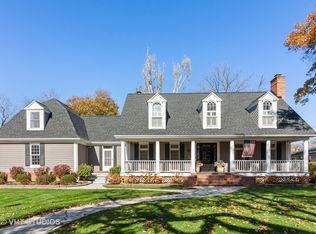 607 E Prairie Ave, Wheaton, IL 60187