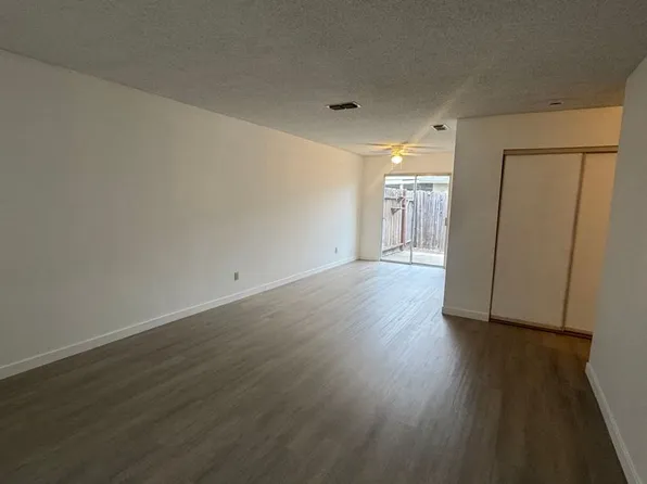 5574 Mountain View Dr., 5574 Mountain View Dr APT 1, Redding, CA 96003