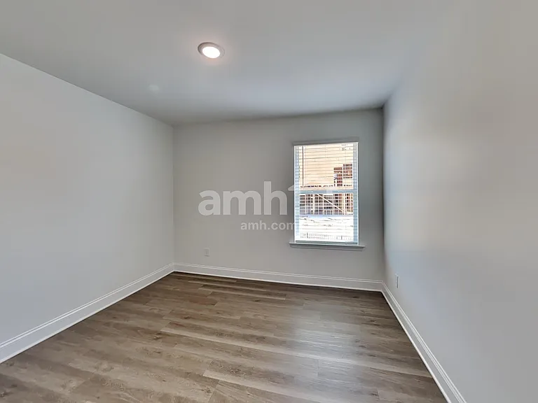 1344 Soapstone Rd — Photo 23