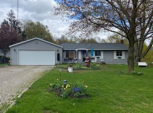 3395 Sandy Shore Dr, Metamora, MI