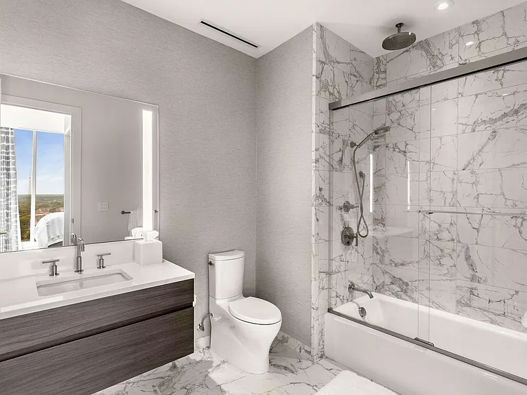 160 2nd Ave S #2306 — Photo 8