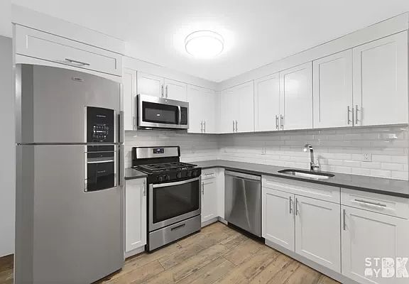 2nd image of 224 New York Ave #G
