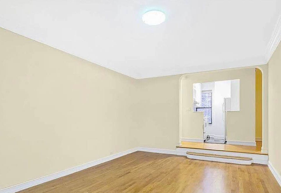 1st image of 235 E 46th St APT 2B