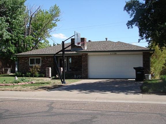2nd image of 1120 N Holly Dr