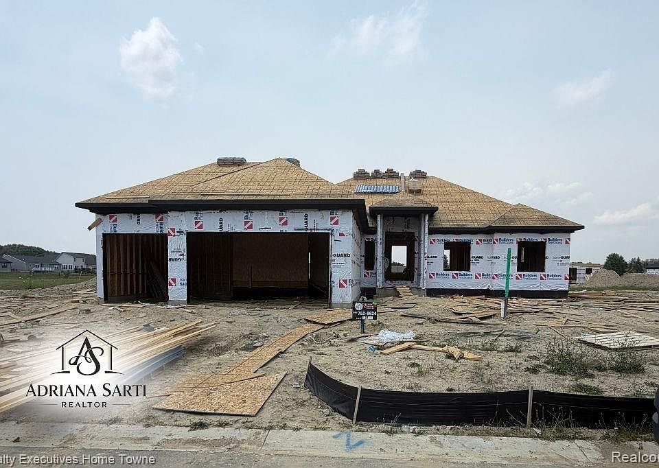 1st image of 34823 Cardinal Ln