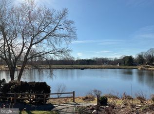 5524 Beaconsfield Ct, Burke, VA 22015