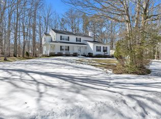 8 Jacqueline Drive, Manorville, NY 11949