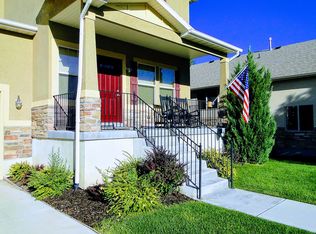 8628 S Goldenrain Cir, Sandy, UT 84070
