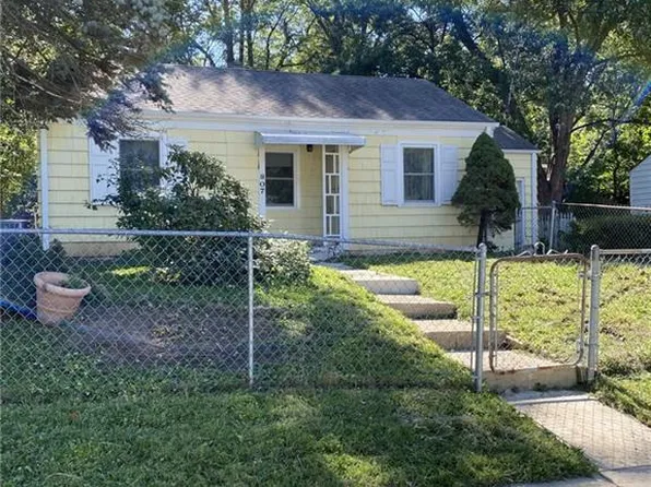 807 NE 46th St, Kansas City, MO 64116