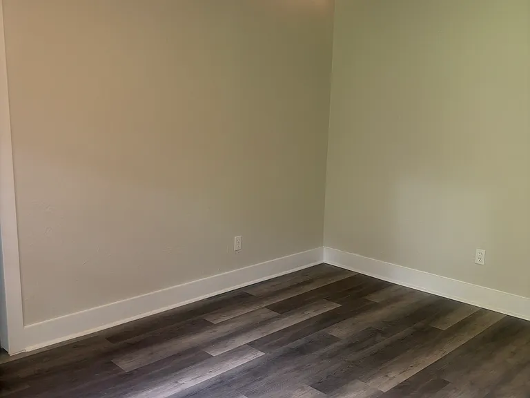 51 Mullis St #B — Photo 4