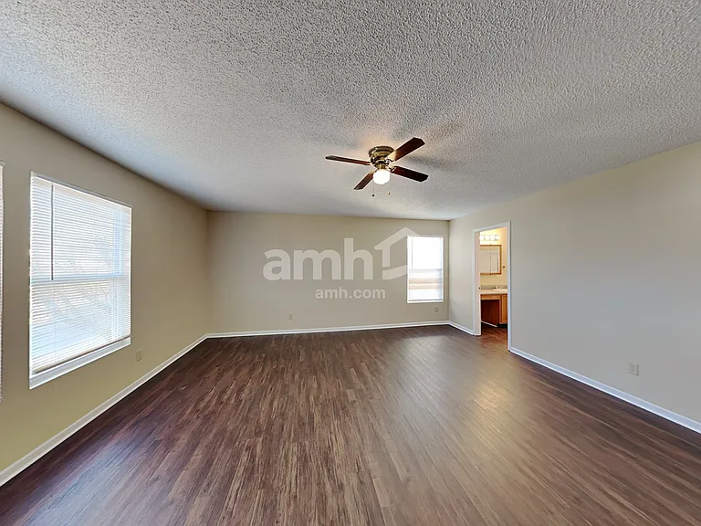 9141 Cherry Grove Ct — Photo 8