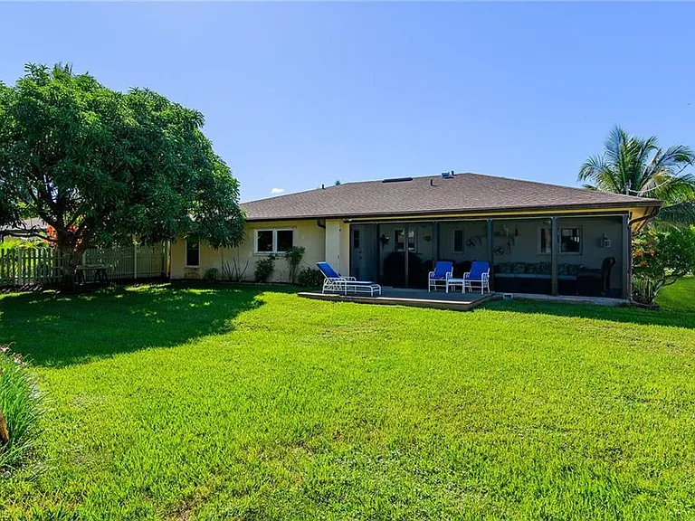 1337 Wisconsin Dr — Photo 28