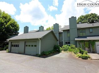 215 Meadow Ridge Rd, Boone, NC 28607