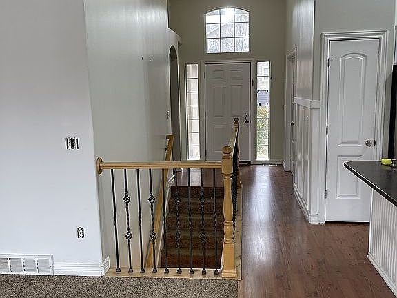 4th image of 4105 E Comanche St