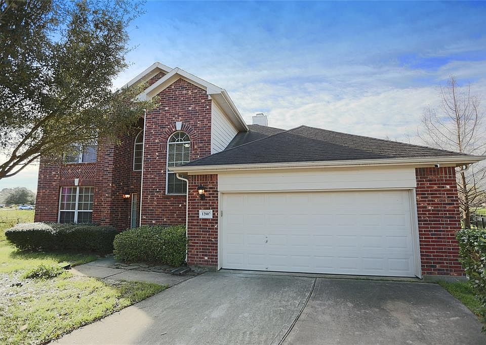 1st image of 12807 Ravens Glen Ct
