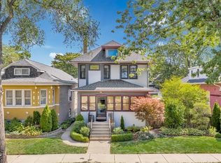 3425 Clinton Ave, Berwyn, IL 60402