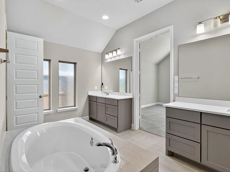 7435 Denali Dr — Photo 25